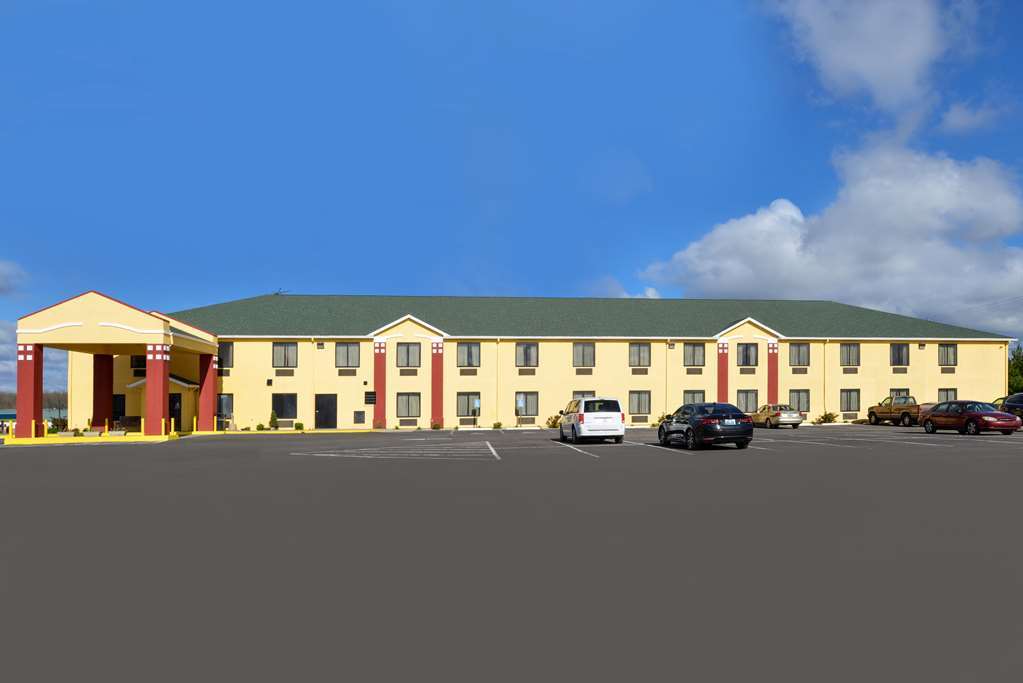 Quality Inn & Suites Brandenburg - Fort Knox Exterior foto