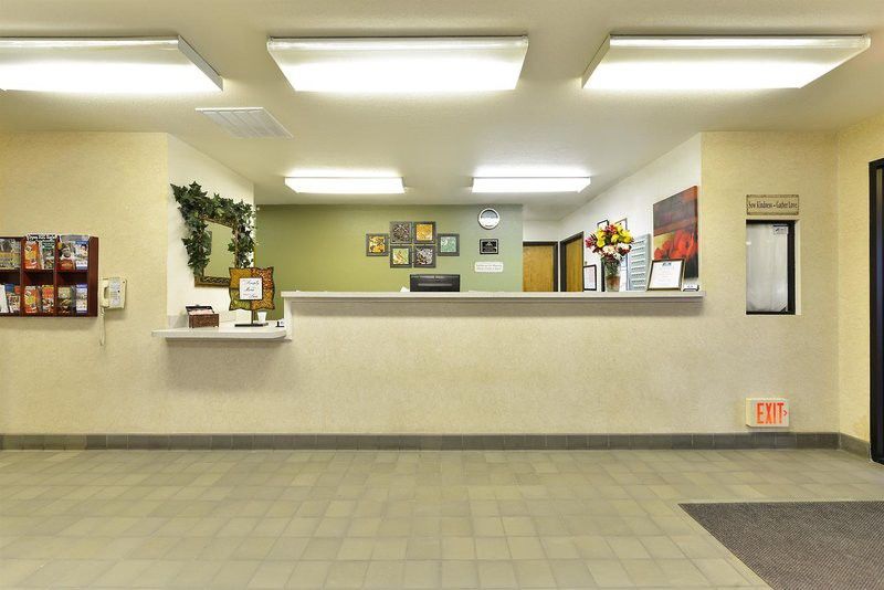 Quality Inn & Suites Brandenburg - Fort Knox Exterior foto