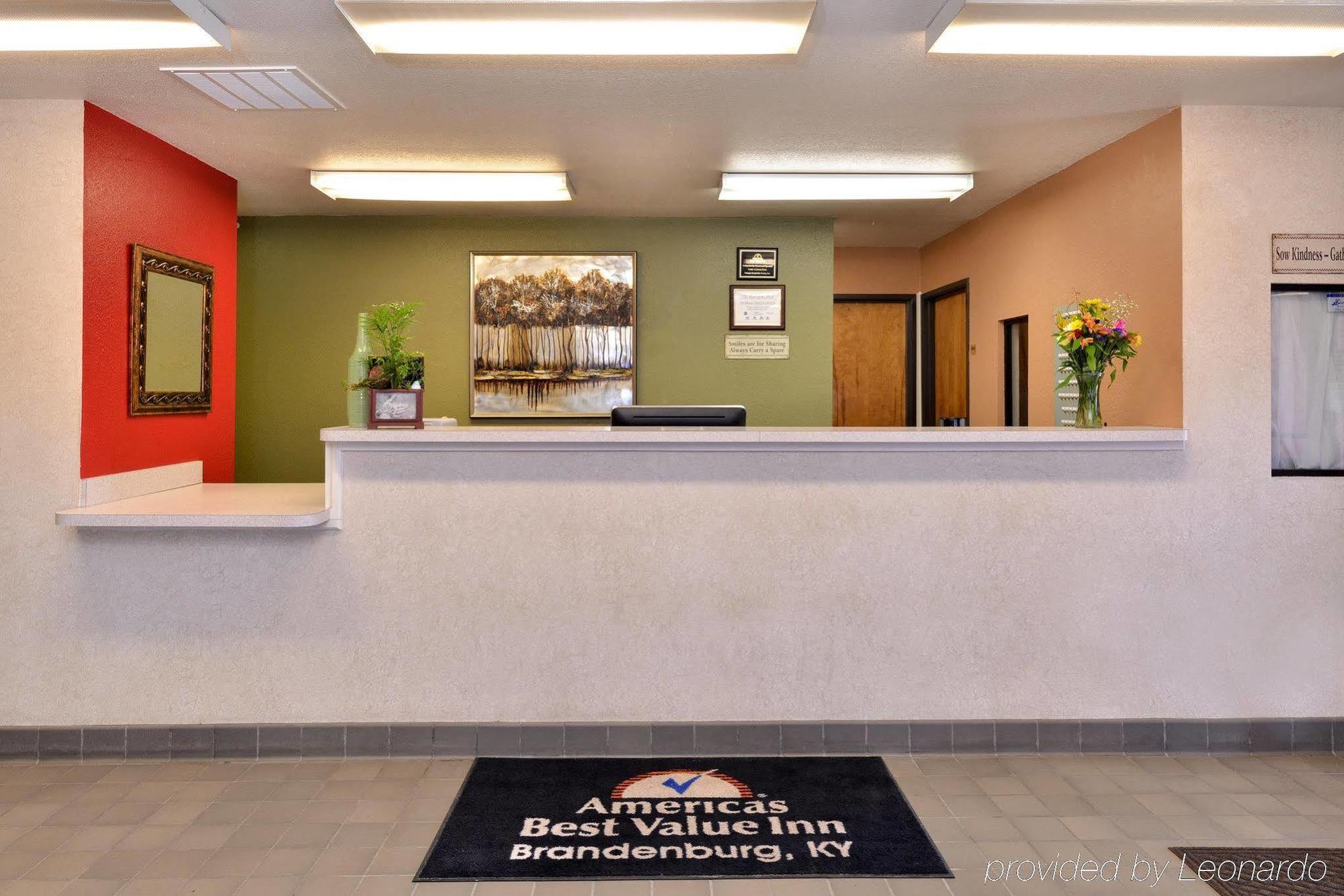 Quality Inn & Suites Brandenburg - Fort Knox Exterior foto
