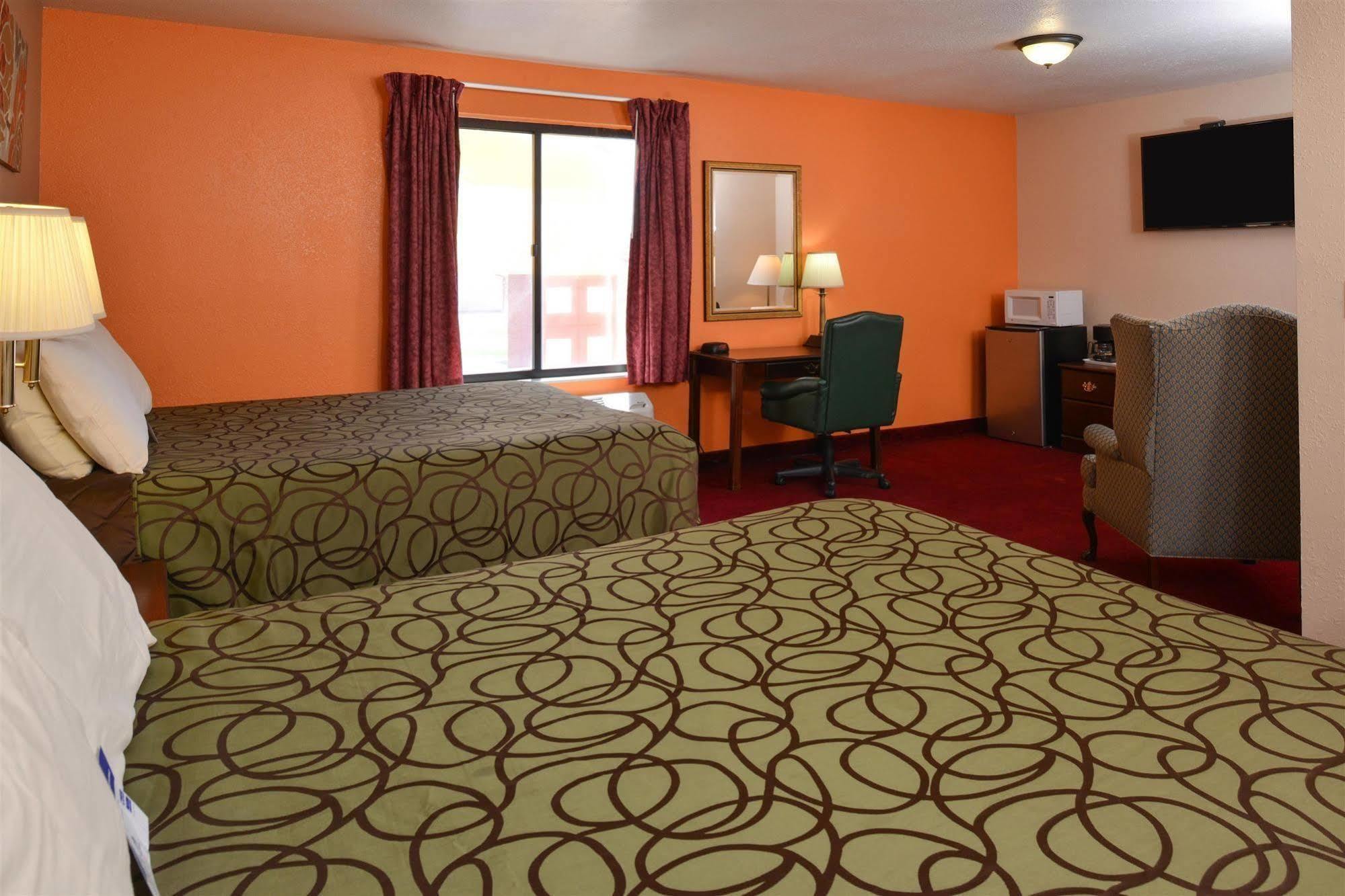 Quality Inn & Suites Brandenburg - Fort Knox Exterior foto