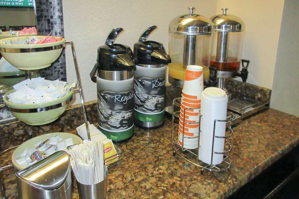 Quality Inn & Suites Brandenburg - Fort Knox Restaurante foto